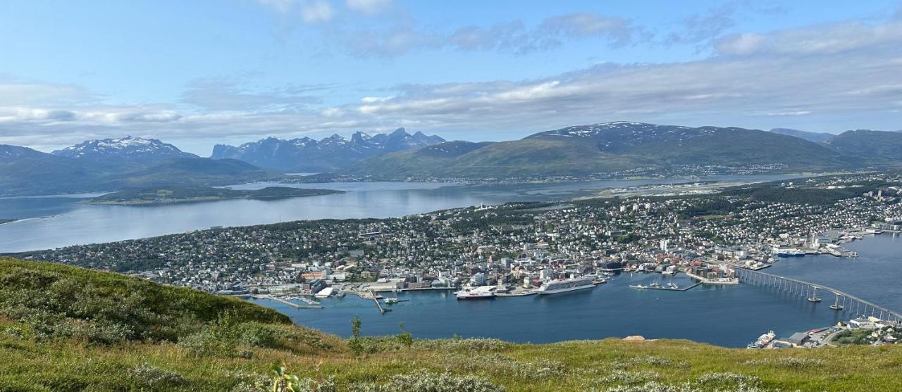 Tromsdalen Aurora Apartments Tromsø Buitenkant foto